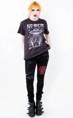 Drop Dead Gorgeous Alien Abduction T-Shirt Clothing