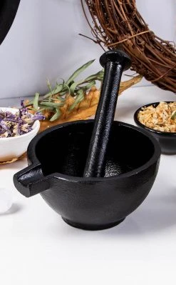 TB Aluminium Mortar & Pestle With Pourer