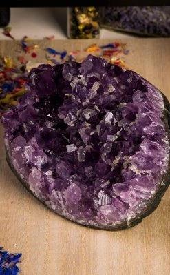 Crystals Witchcraft Amethyst Clusters With Polished Base