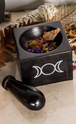 TB Black Soapstone Mortar & Pestle | Triple Moon Witchcraft