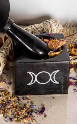 TB Black Soapstone Mortar & Pestle | Triple Moon Witchcraft