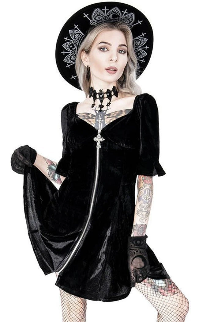 Restyle Black Velvet Sweetheart Dress 4 Restyle Black Velvet Sweetheart Dress