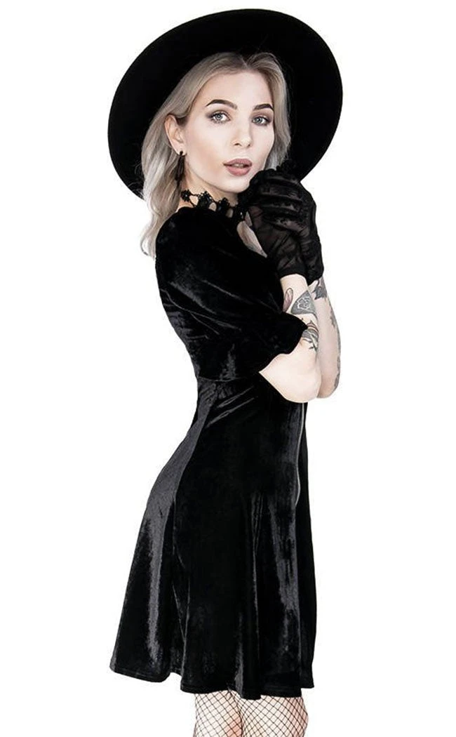 Restyle Black Velvet Sweetheart Dress 7 Restyle Black Velvet Sweetheart Dress