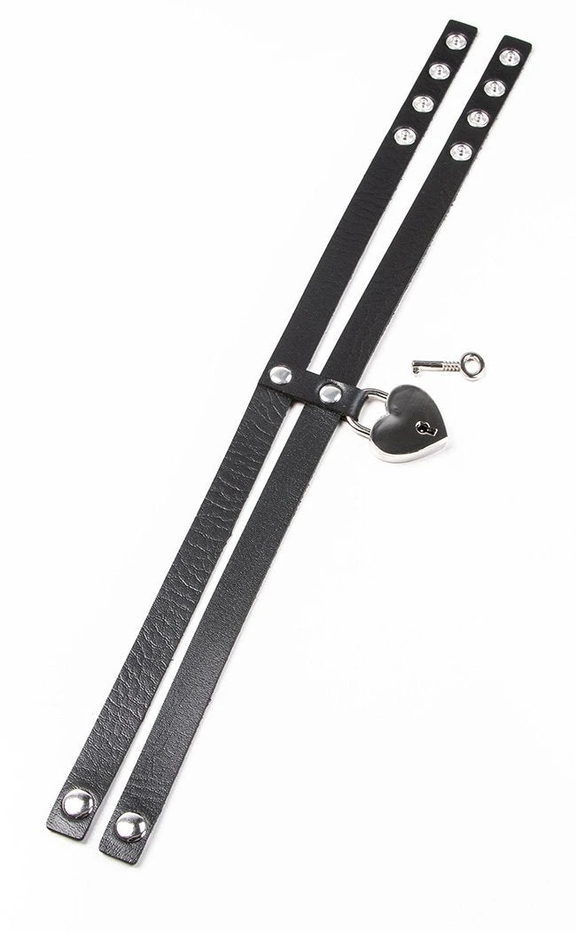 Cold Black Heart Captivated Lock Choker Accessories 6 Cold Black Heart Captivated Lock Choker Accessories