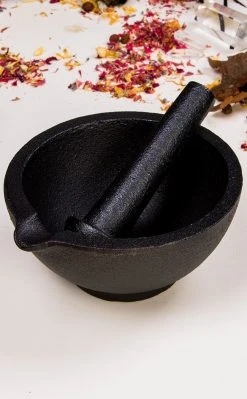 TB Cast Iron Mortar And Pestle Witchcraft