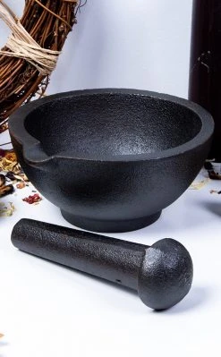 TB Cast Iron Mortar And Pestle Witchcraft