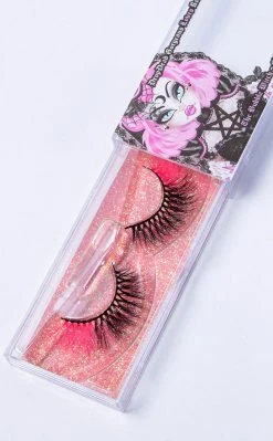 Rose Demon Colour Flare Lashes | The Bubble Witch Beauty 6 Rose Demon Colour Flare Lashes | The Bubble Witch Beauty