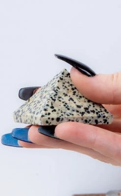 TB Dalmatian Jasper Pyramid