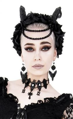 Restyle Fortune Teller Choker | Black