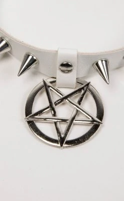 Cold Black Heart Hellcat Spiked Collar | White