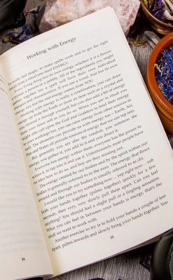 Occult Books Kitchen Witchcraft - Pagan Portals