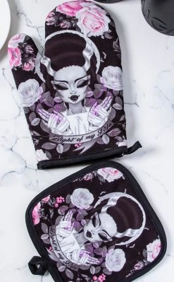 Rose Demon Light Of My Life Oven Mitt Set