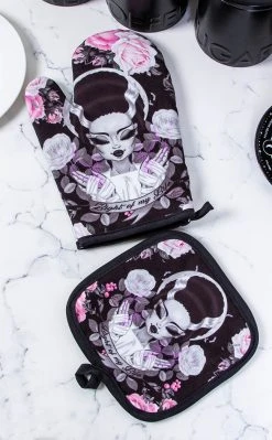 Rose Demon Light Of My Life Oven Mitt Set