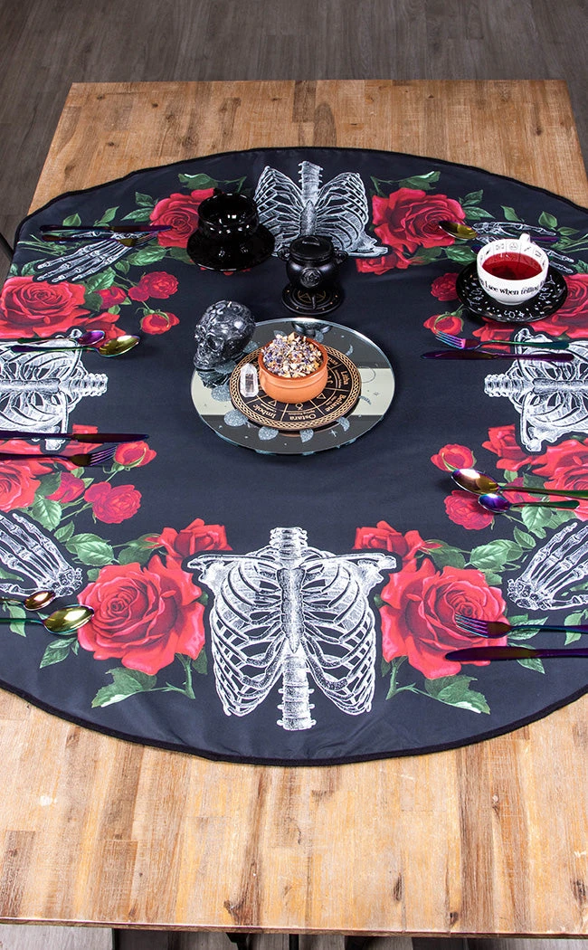 The Haunted Mansion Love You To Pieces Round Tablecloth 4 The Haunted Mansion Love You To Pieces Round Tablecloth