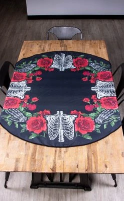 The Haunted Mansion Love You To Pieces Round Tablecloth 10 The Haunted Mansion Love You To Pieces Round Tablecloth