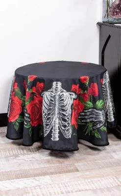 The Haunted Mansion Love You To Pieces Round Tablecloth 12 The Haunted Mansion Love You To Pieces Round Tablecloth