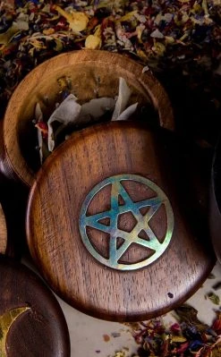 TB Pentagram Wooden Herb Grinder