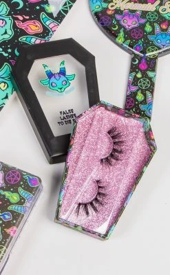 Drop Dead Gorgeous Screamin' Demon Lashes | Drama