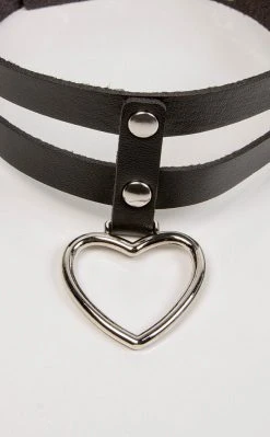 Cold Black Heart Seduction Heart Ring Choker