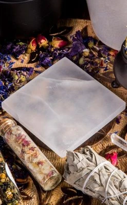 Crystals Selenite Charging Square Witchcraft 8 Crystals Selenite Charging Square Witchcraft