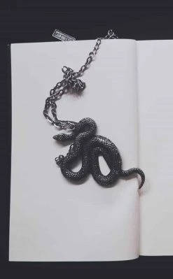 Restyle Serpentine Necklace