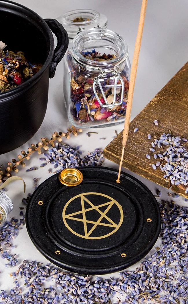 TB Witchcraft Shadowed Workings Incense Holder | Pentagram 7 TB Witchcraft Shadowed Workings Incense Holder | Pentagram