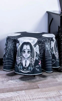 Rose Demon Wednesday Tablecloth | Round