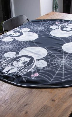 Rose Demon Wednesday Tablecloth | Round