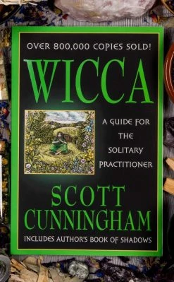 Occult Books Wicca - Guide For Solitary Practitioner Witchcraft